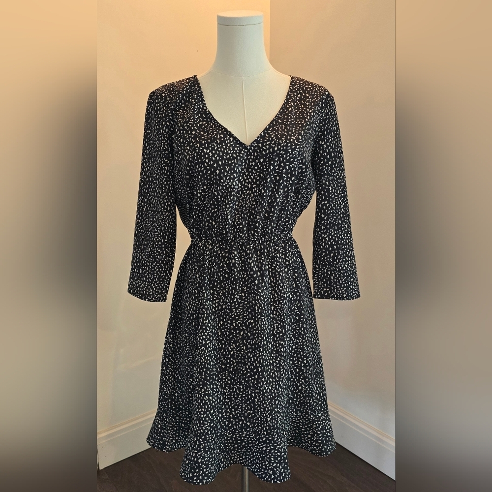 Hutch V-Neck Ruffle Hem Black Dress White Confetti Print Size S 3/4 Sleeves